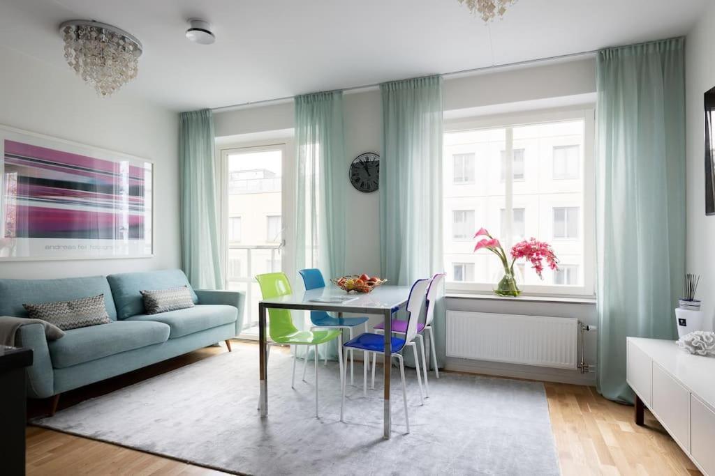 Modern Elegance I Hagastaden Apartment สต็อกโฮล์ม ภายนอก รูปภาพ