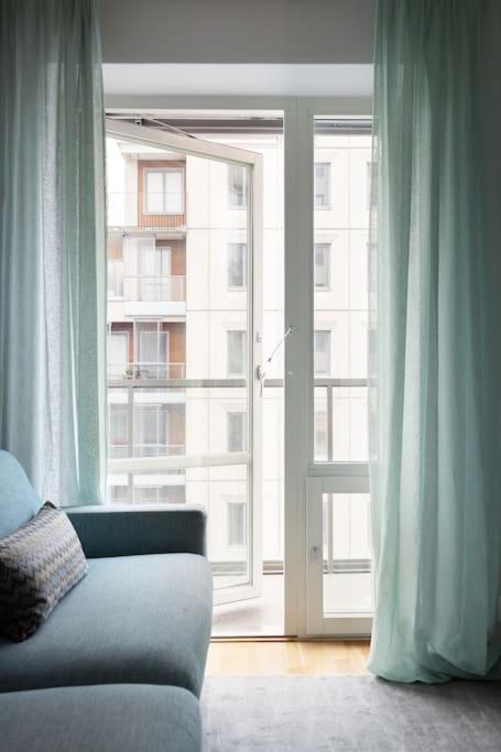 Modern Elegance I Hagastaden Apartment สต็อกโฮล์ม ภายนอก รูปภาพ