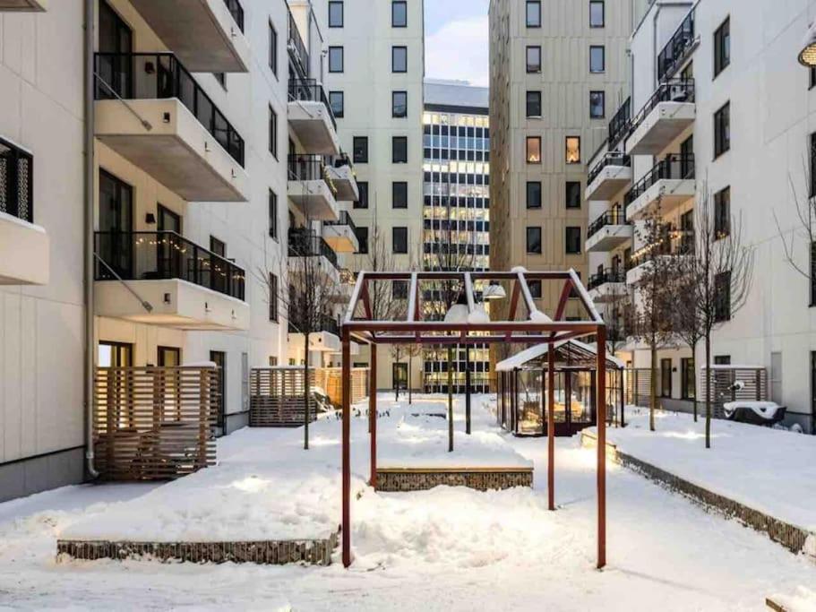 Modern Elegance I Hagastaden Apartment สต็อกโฮล์ม ภายนอก รูปภาพ